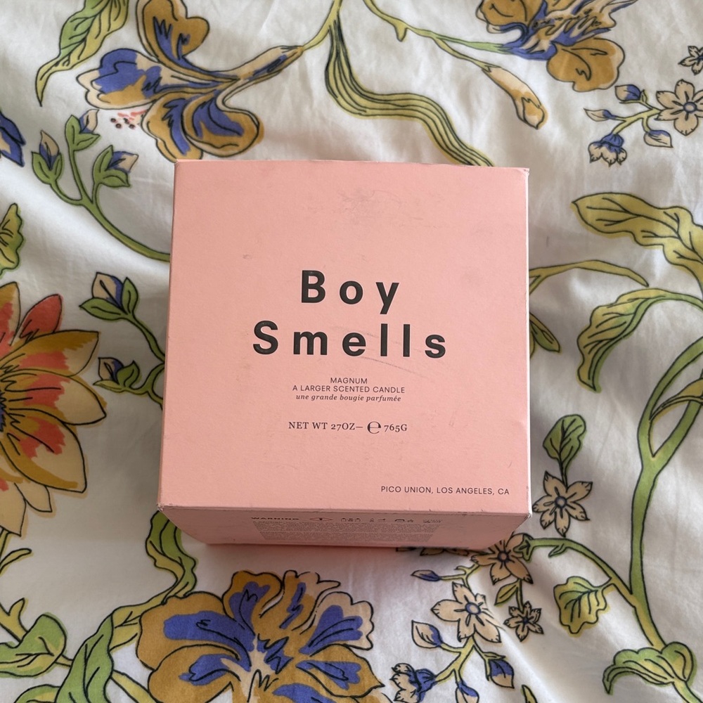 Magnum Boy Smells Cedar Stacks